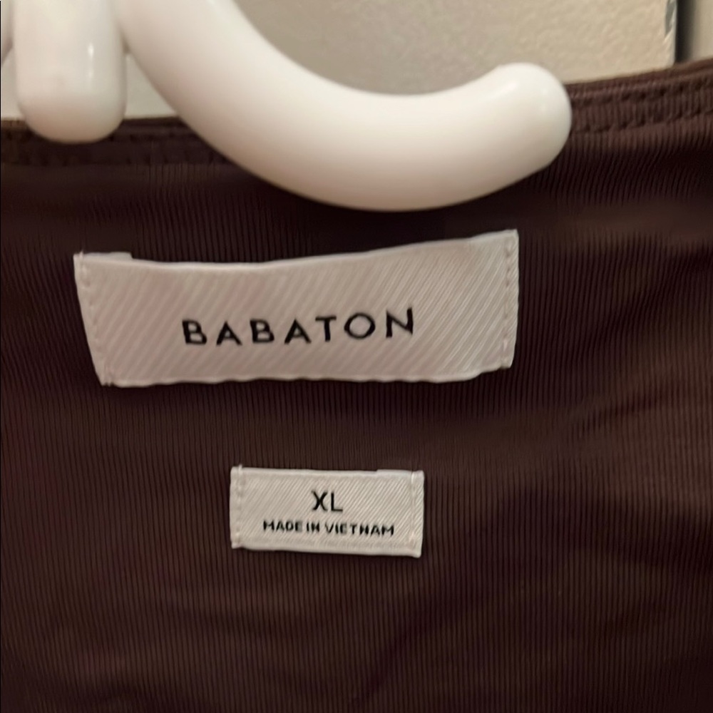 Babaton Contour Crew Neck Sleeveless Bodysuit - Picture 3 of 5